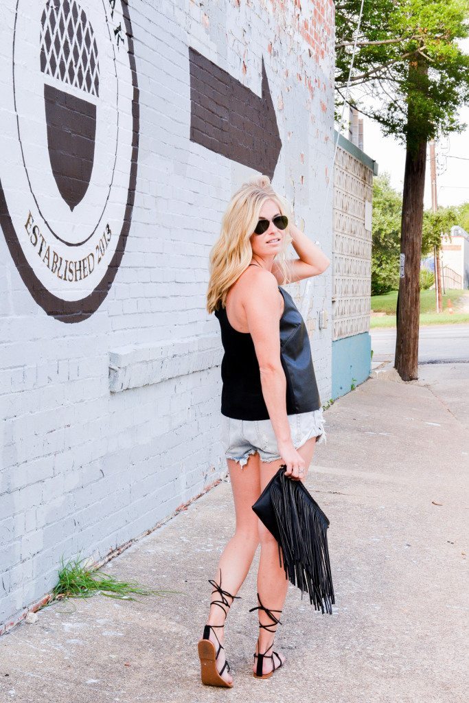 black fringe purse-gladiator lace up sandals-dallas fashion blogger