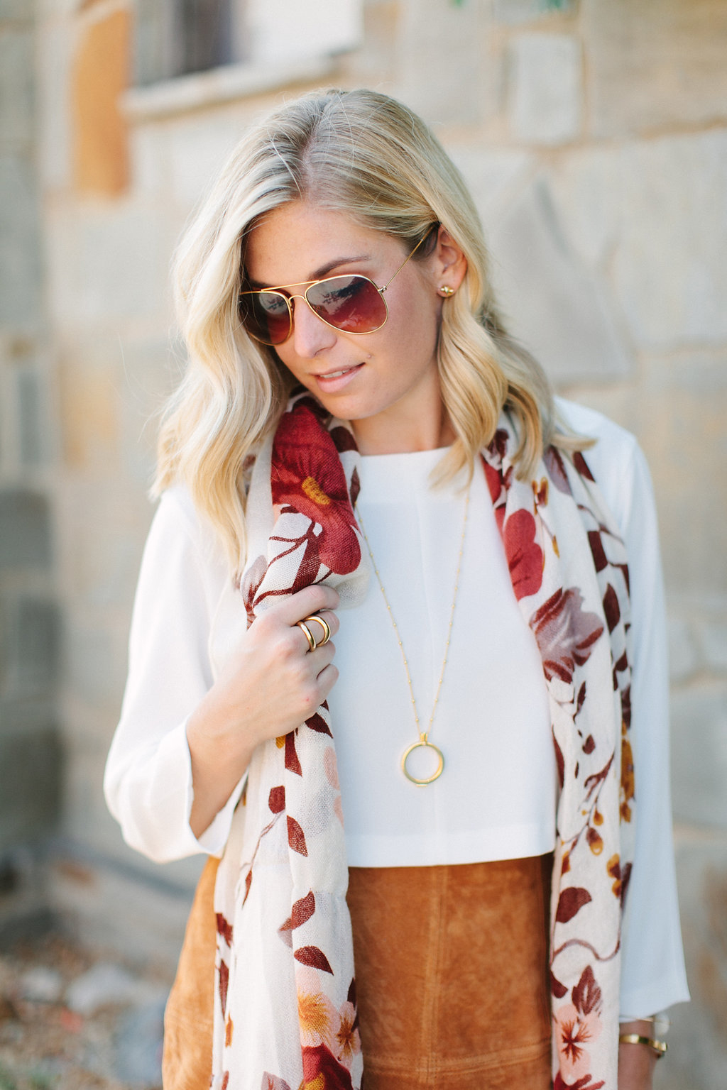 fall printed scarf with gold necklace