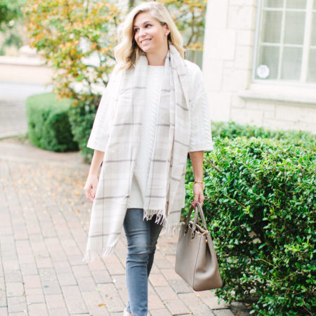 white quilted tunic by cooper and ella-grey skinny jeans-neutral pumps-off white plaid scarf-dallas fashion blogger