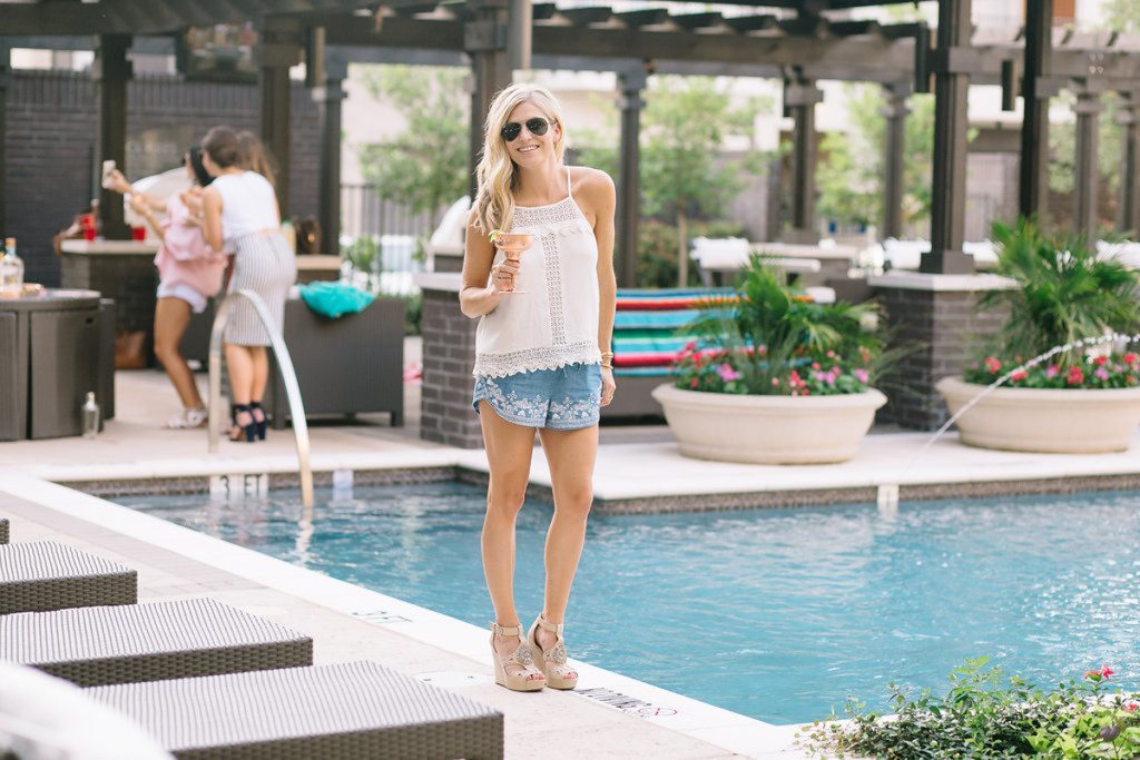 pool outfit - outfit idea for summer - tan wedges - rayban aviators