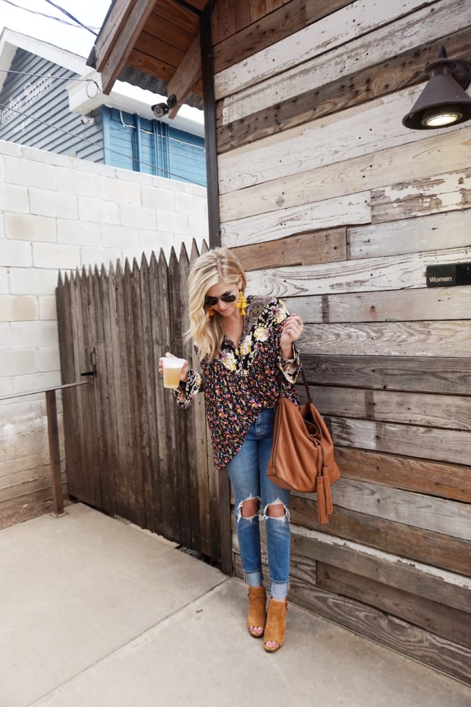 sxsw frye days, free people tunic, floral tunic with jeans, frye boots