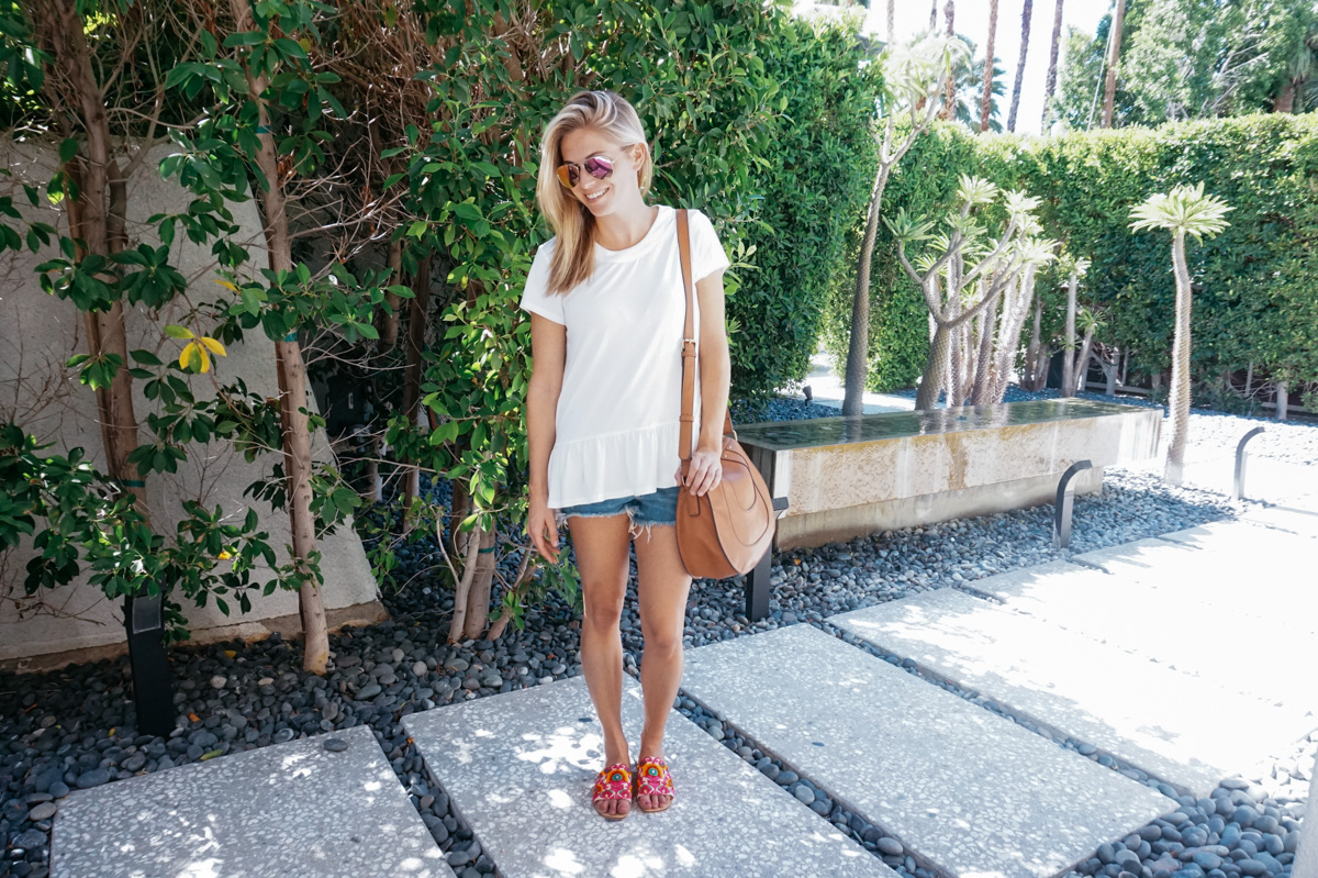PALM SPRINGS PACKING GUIDE – One Small Blonde