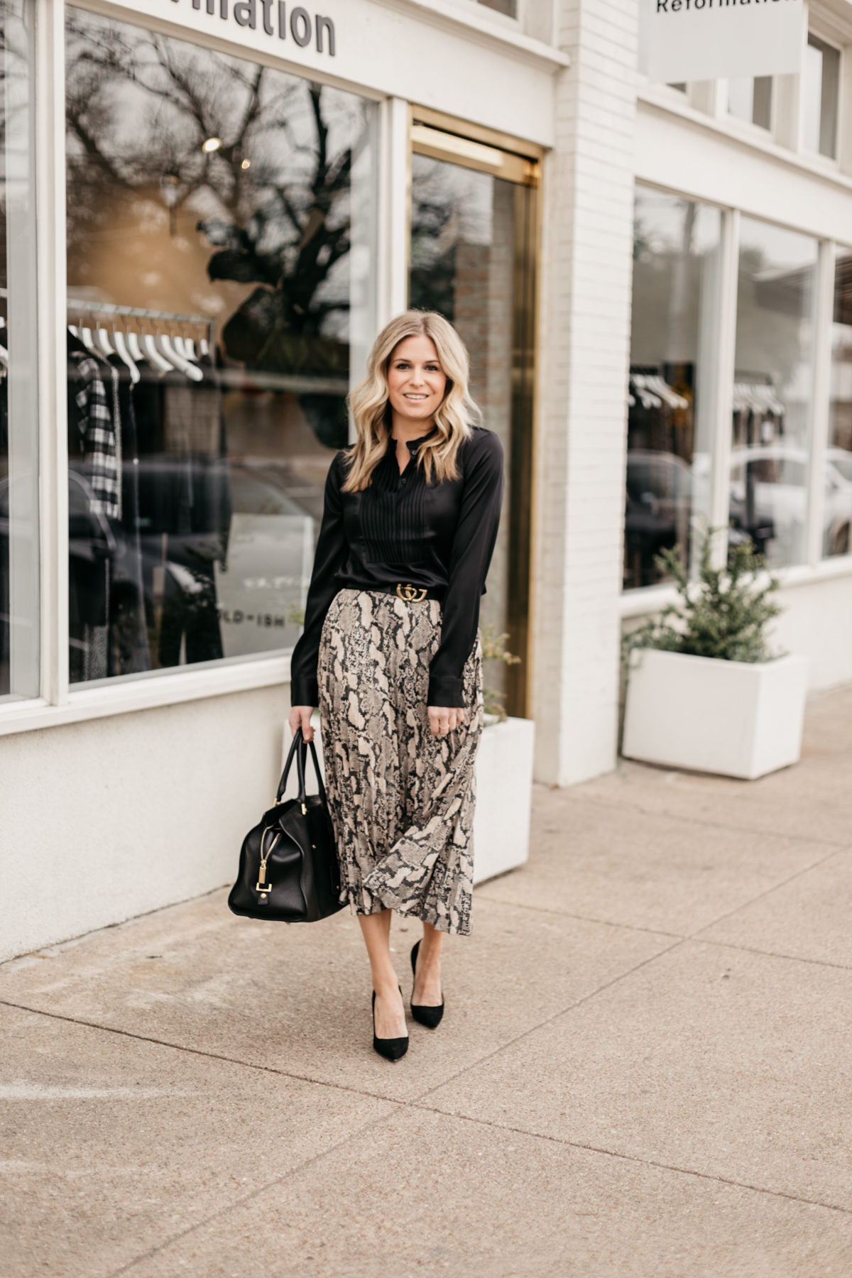 Leopard Skirt // Black Blouse // Black Heels // Gucci Belt (dupe here)