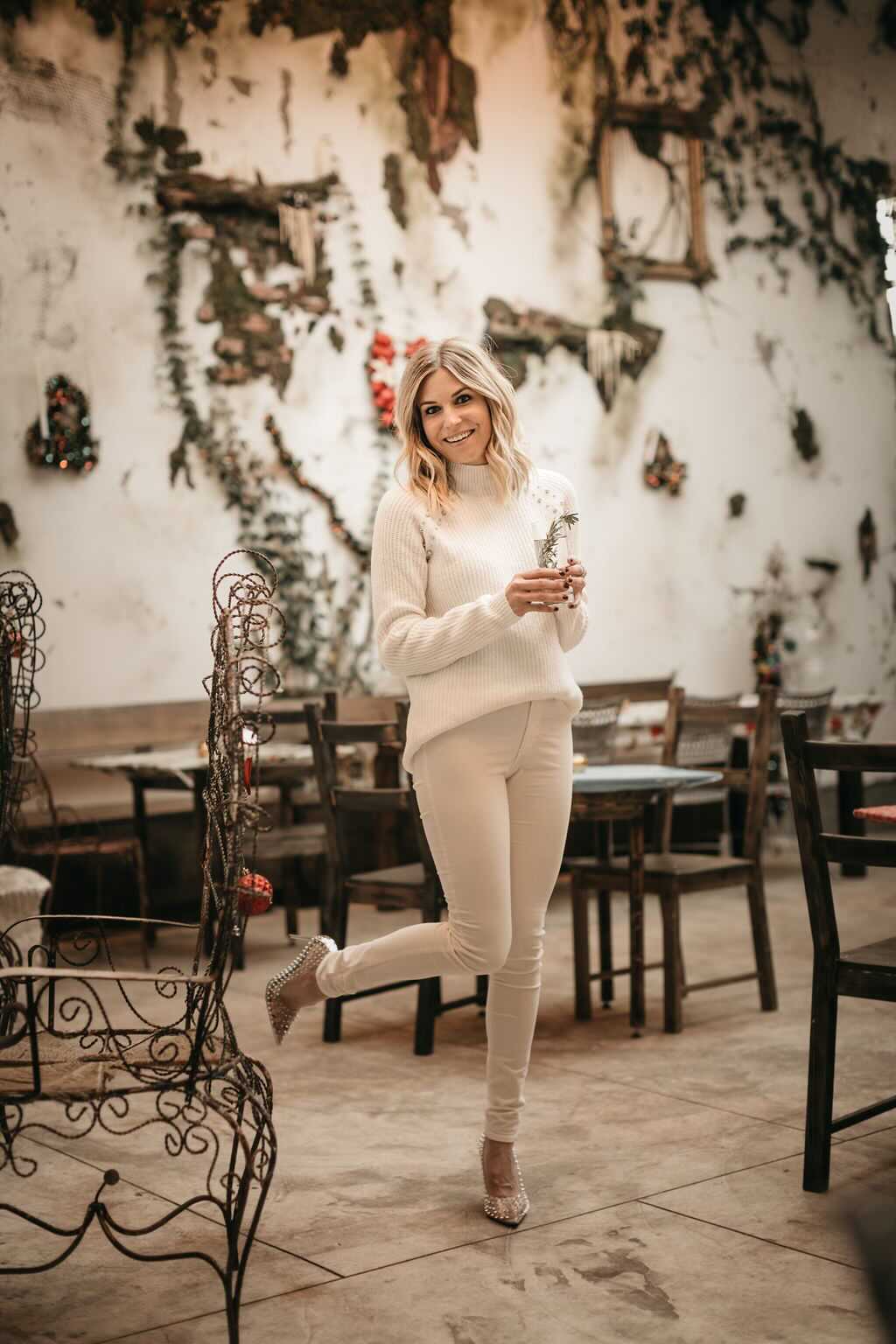 WINTER WHITE OUTFITS